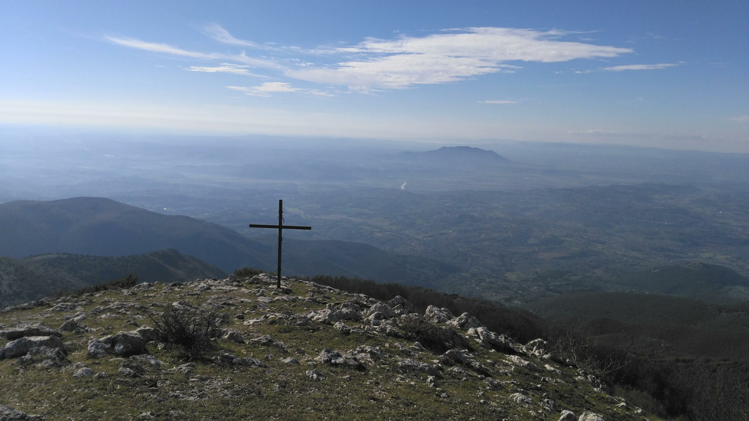 MONTE PIZZUTO: NEL CUORE DELLA SABINA TRA MAESTOSI FAGGI E SPLENDIDE VEDUTE